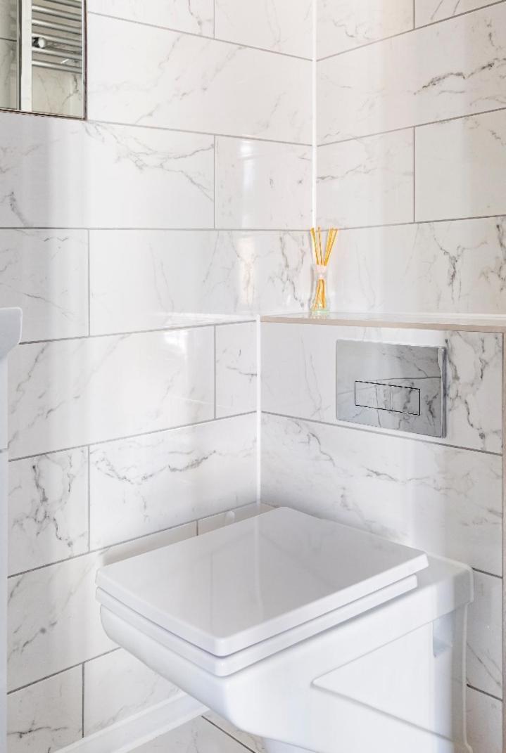 Casa vacanze Luxury House 4 Ensuite Bedrooms, Free Parking ,wifi